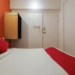 Hotel O Kamal Palace